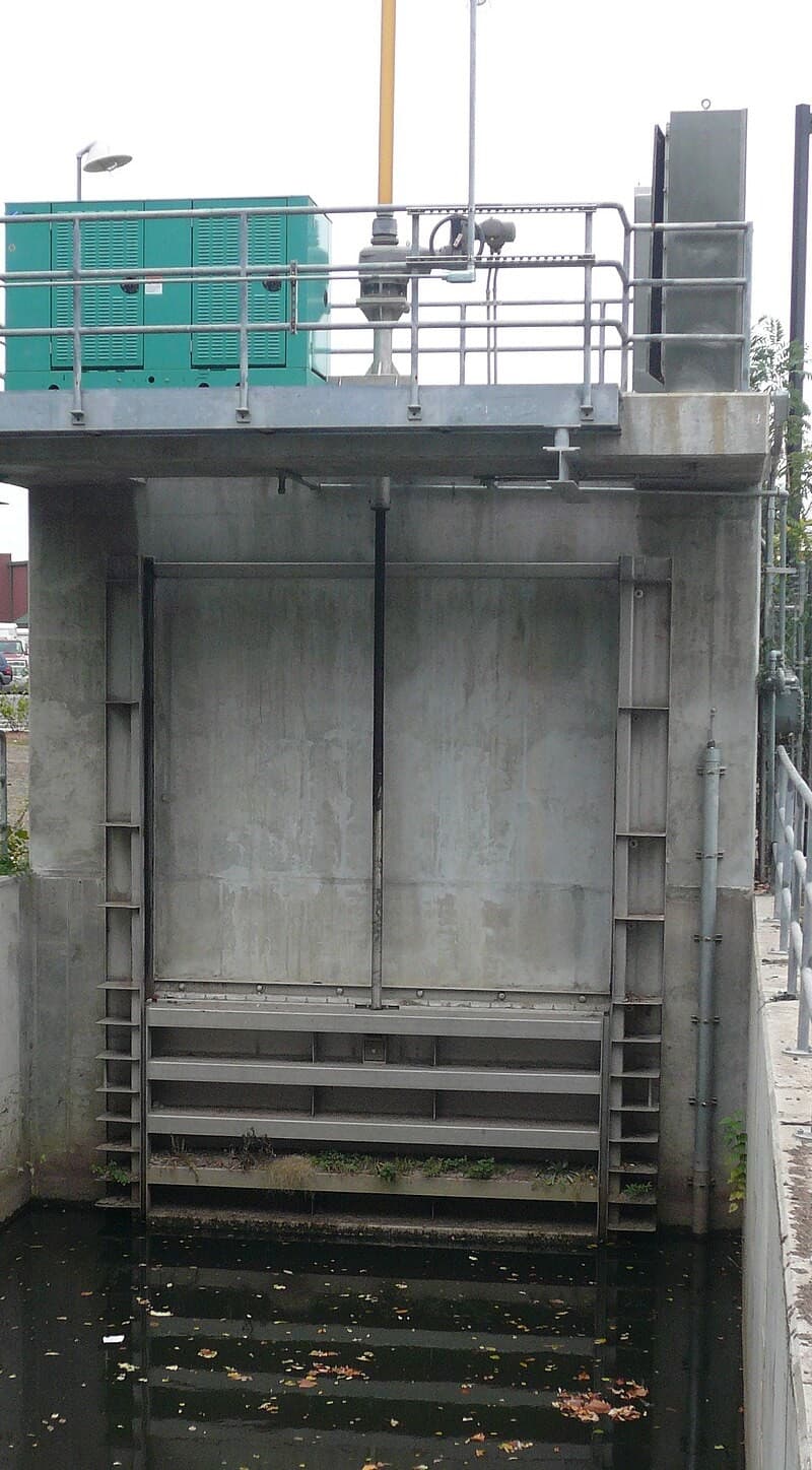 Guillotine Sluice Gate1739719867_2.jpg